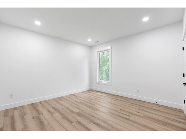 Photo of 734 New South Court