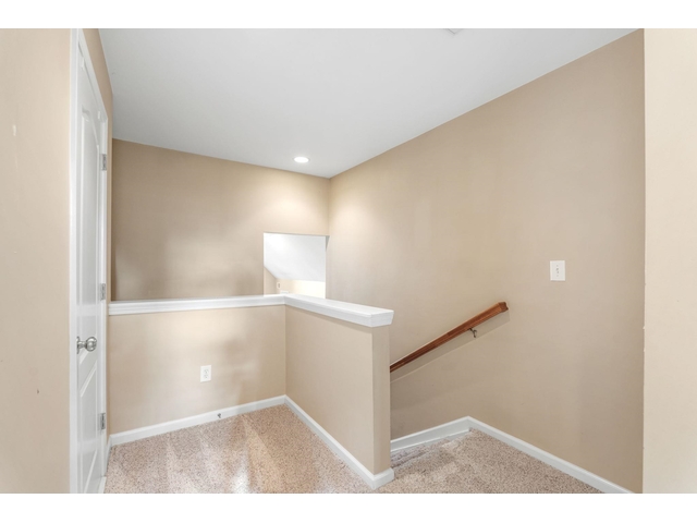 Photo of 307 Crandall Way Photo of 307 Crandall Way