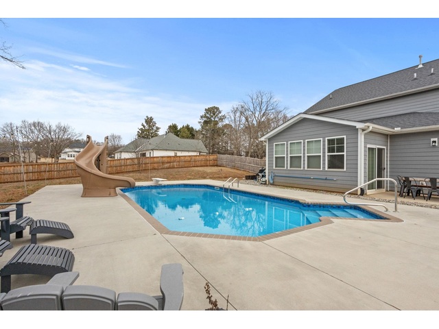 Photo of 729 Stringer Road