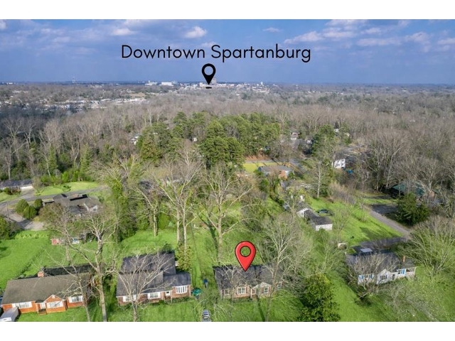 Photo of 315 Briarwood Road