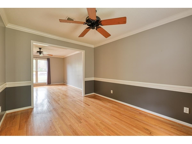 Photo of 1105 Webber Way