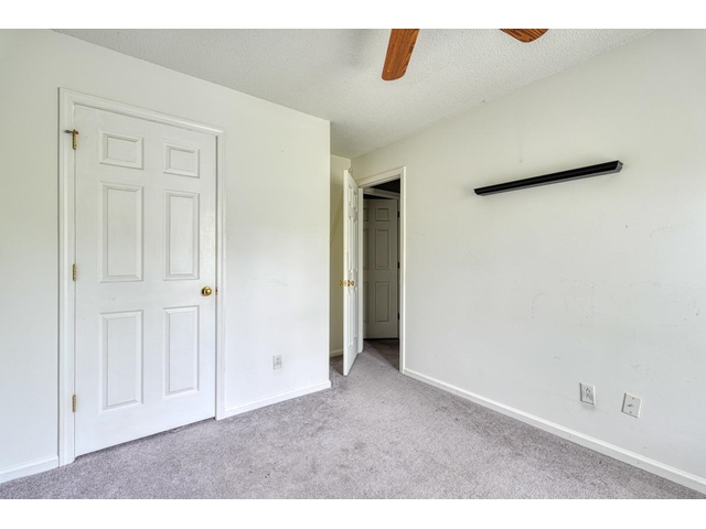 Photo of 1105 Webber Way