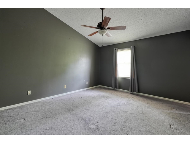 Photo of 1105 Webber Way