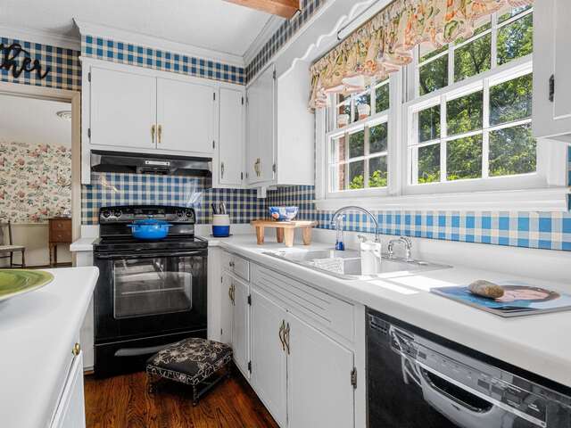 Photo of 357 Lake Forest Drive