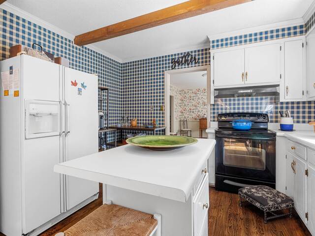 Photo of 357 Lake Forest Drive