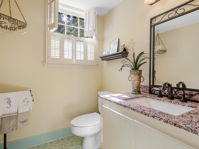 Photo of 357 Lake Forest Drive