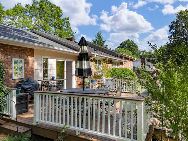 Photo of 357 Lake Forest Drive