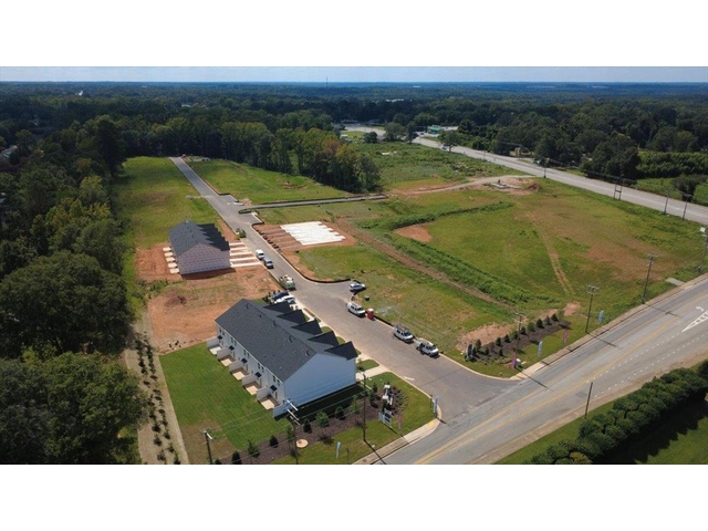 Photo of 2033 Hillman Way