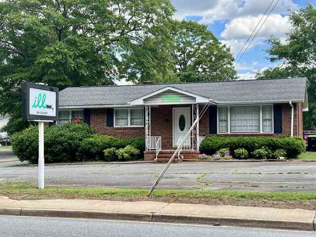 Photo of 1211 Boiling Springs Road Photo of 1211 Boiling Springs Road