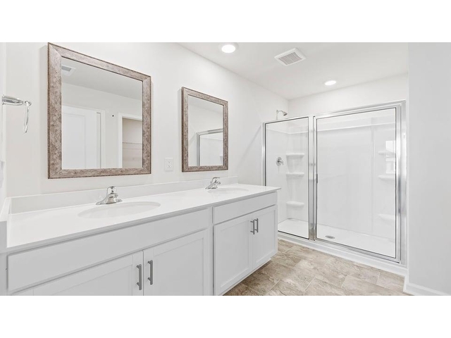 Photo of 1621 Yarrow Lane