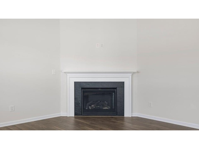 Photo of 1621 Yarrow Lane