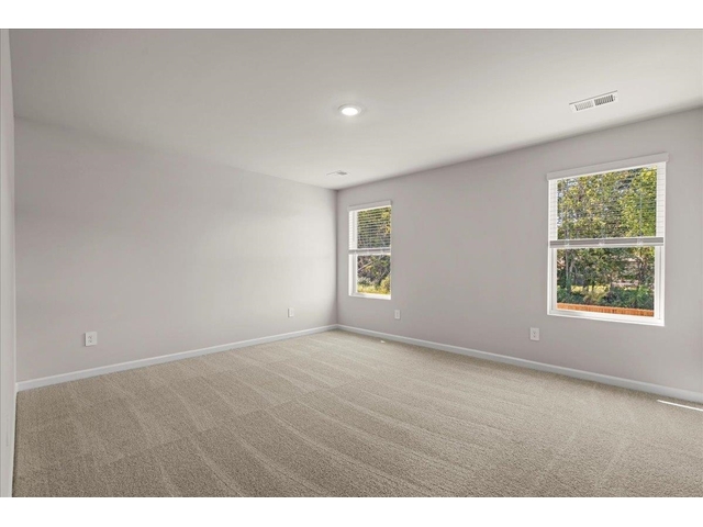 Photo of 319 Fair Cross Circle