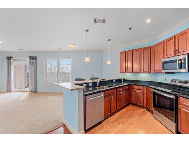 Photo of 155 E Broad #412 Street