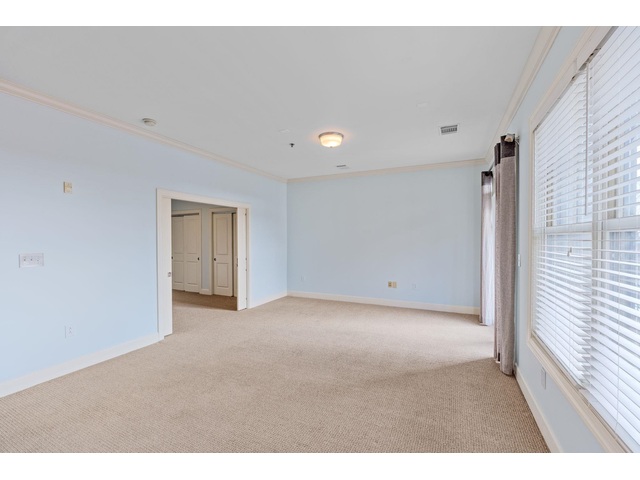 Photo of 155 E Broad #412 Street