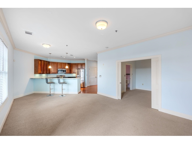 Photo of 155 E Broad #412 Street