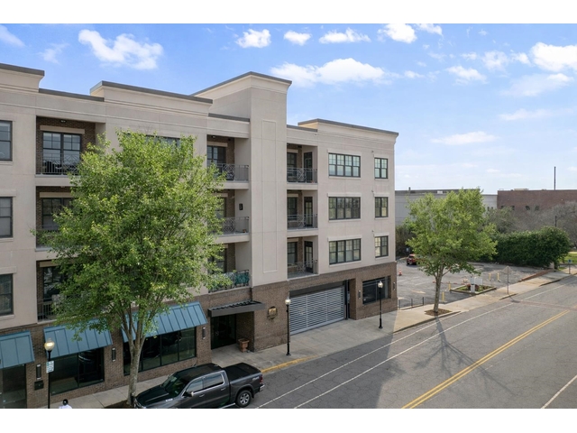 Photo of 155 E Broad #412 Street