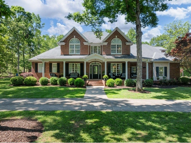 Photo of 2617 Clark Road
