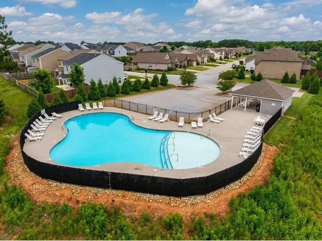 Photo of 688 Ridgeville Cross Drive Photo of 688 Ridgeville Cross Drive