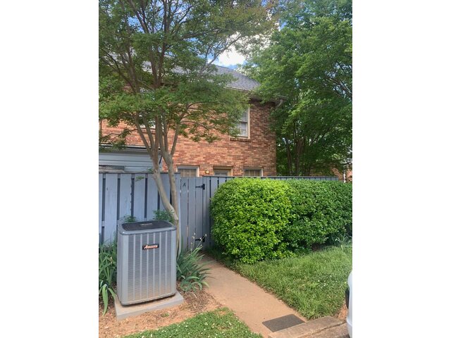 Photo of 1466 Dover Road