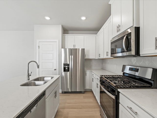 Photo of 827 Ernest Lane