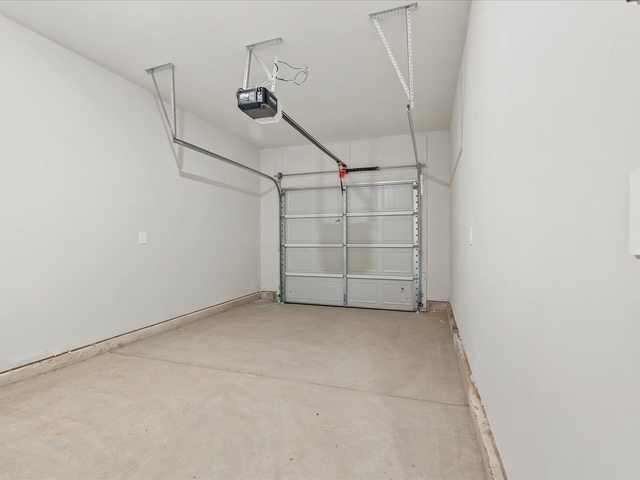 Photo of 827 Ernest Lane