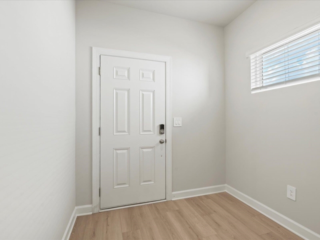 Photo of 827 Ernest Lane