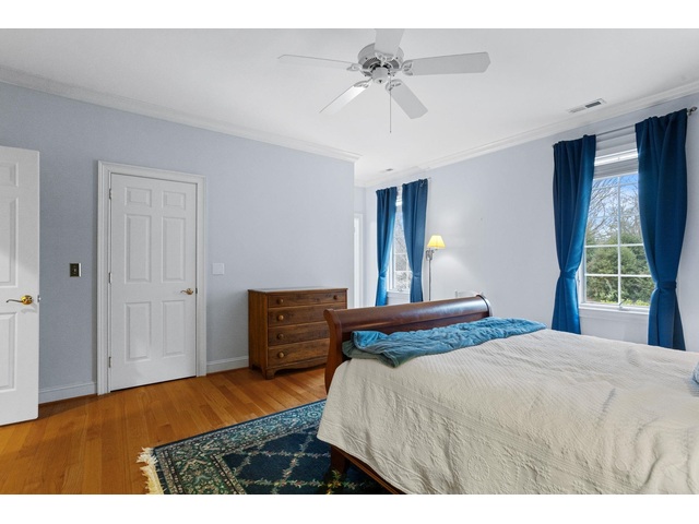 Photo of 1035 Willis Road