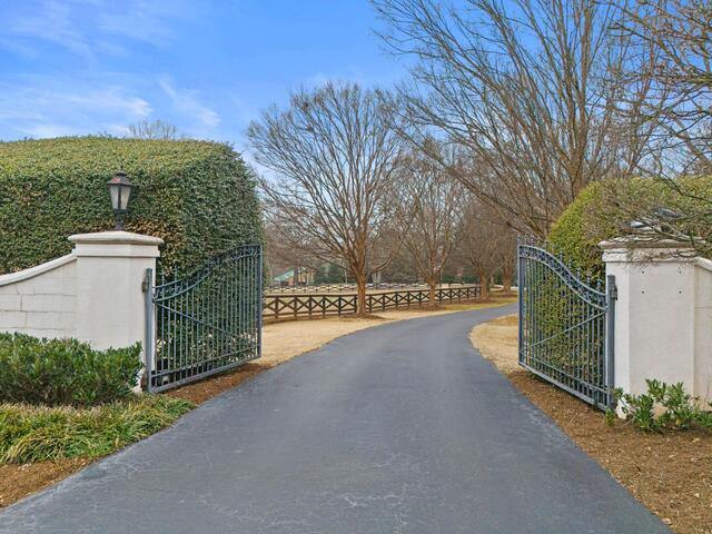 Photo of 1035 Willis Road