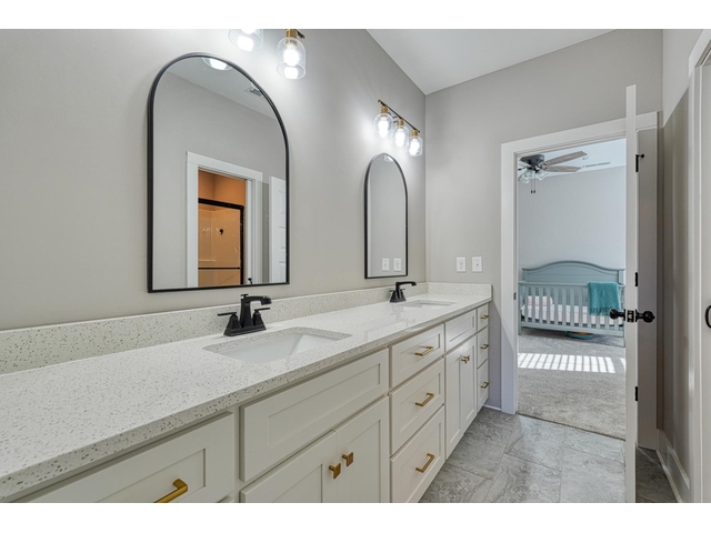 Photo of 899 Hampton Road