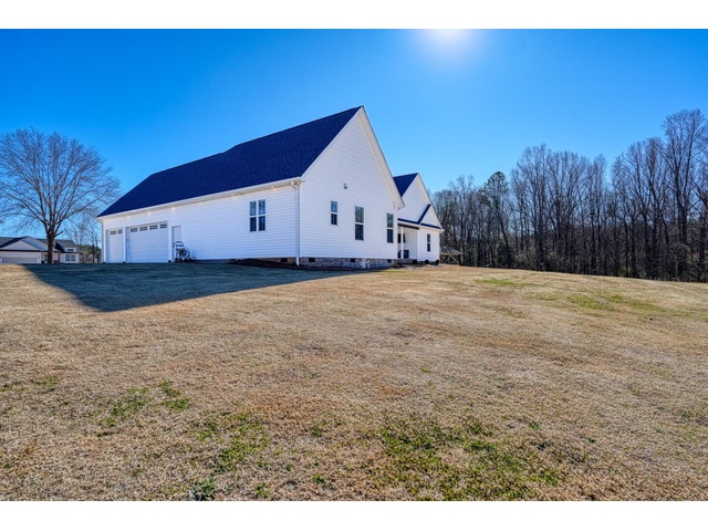 Photo of 899 Hampton Road