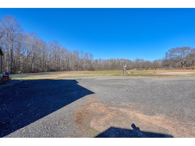 Photo of 899 Hampton Road