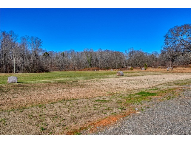 Photo of 899 Hampton Road