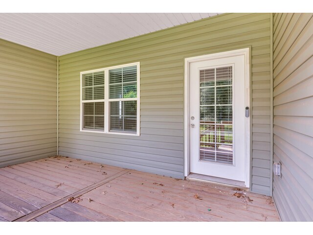 Photo of 10 N Plainview Drive Photo of 10 N Plainview Drive