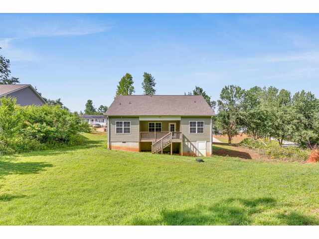 Photo of 10 N Plainview Drive Photo of 10 N Plainview Drive
