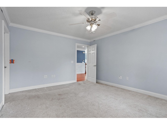 Photo of 865 E Heathland Drive