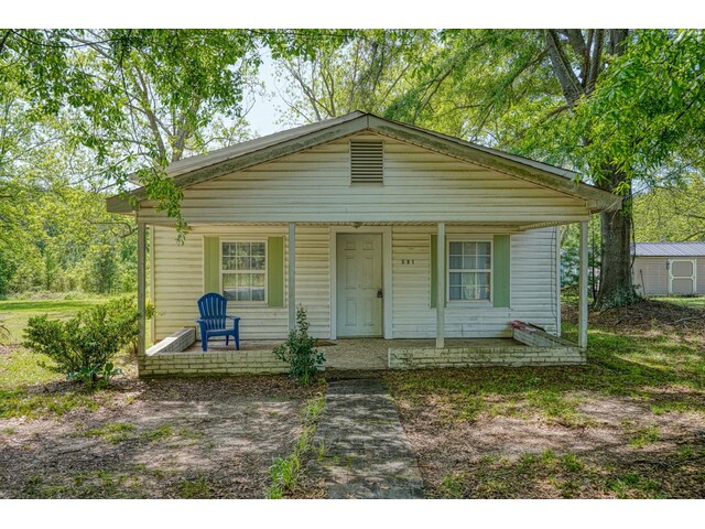 Photo of 591 Cothran Creek Road Photo of 591 Cothran Creek Road