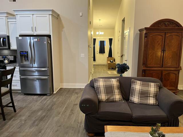 Photo of 431 Vestry Place