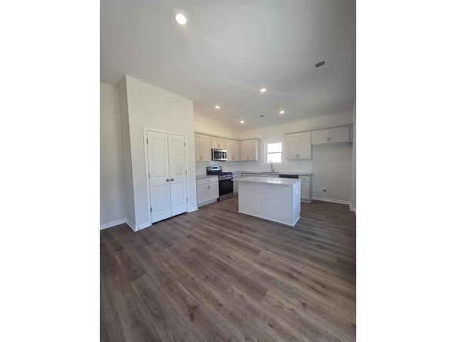 Photo of 7067 Fairview Falls Drive