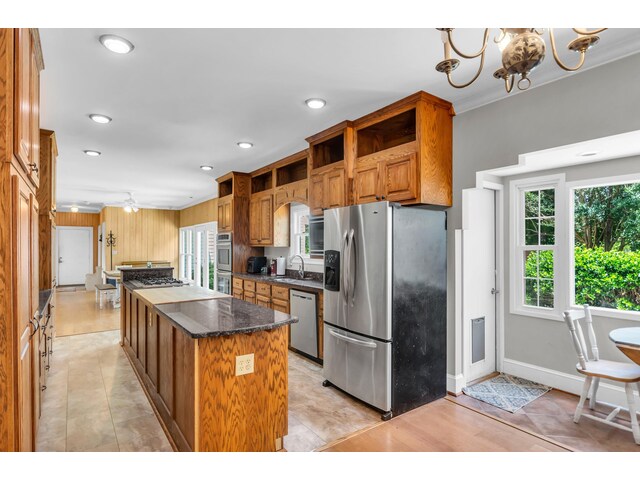 Photo of 414 Giggle Drive