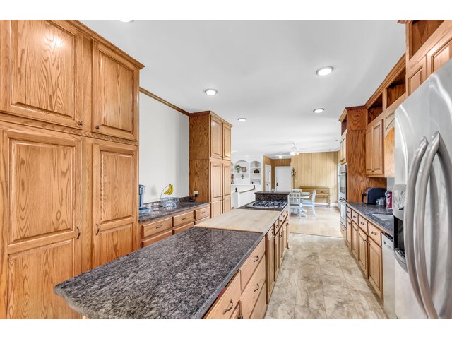 Photo of 414 Giggle Drive