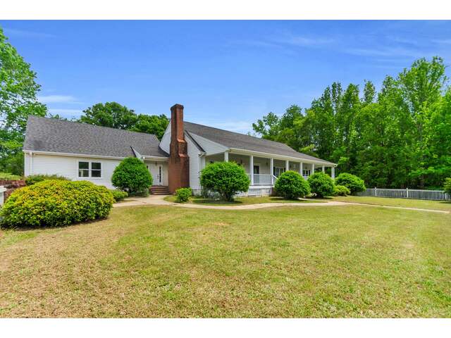 Photo of 414 Giggle Drive