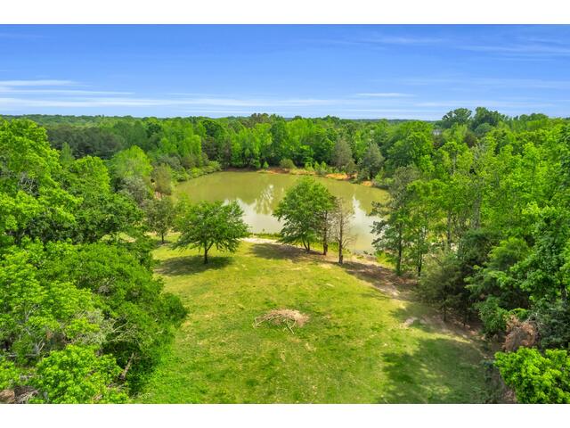 Photo of 414 Giggle Drive