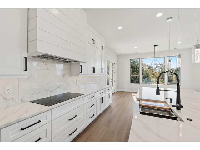 Photo of 1730 Riveroak Road