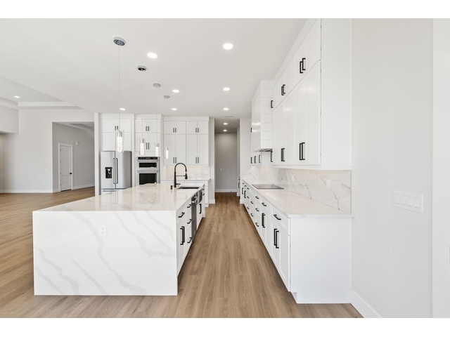 Photo of 1730 Riveroak Road