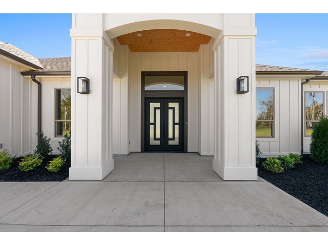 Photo of 1730 Riveroak Road