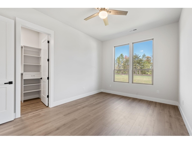 Photo of 1730 Riveroak Road