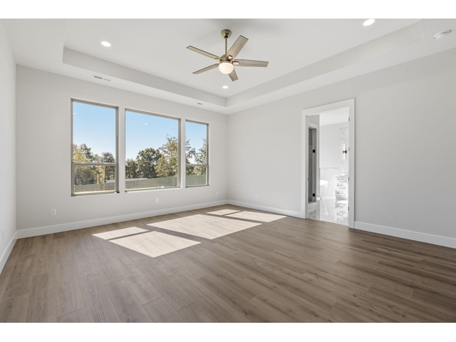 Photo of 1730 Riveroak Road