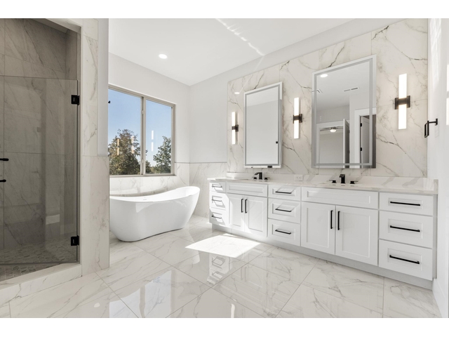 Photo of 1730 Riveroak Road