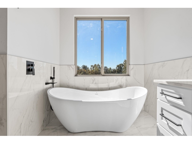 Photo of 1730 Riveroak Road