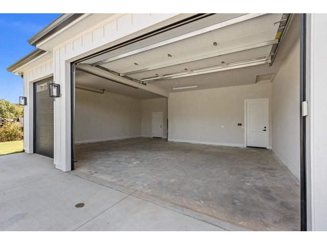 Photo of 1730 Riveroak Road